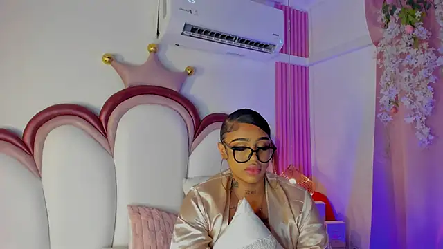Mia_Jansen webcam