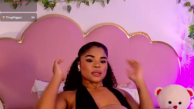 NahiaraReina webcam