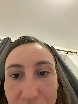 viviandaimond1 webcam