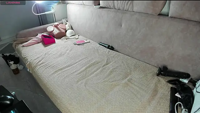 Kira_Key webcam