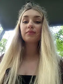 Polly_Pop webcam