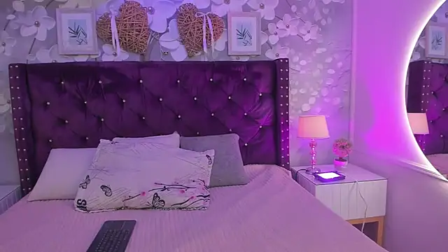 mia_vanegas webcam