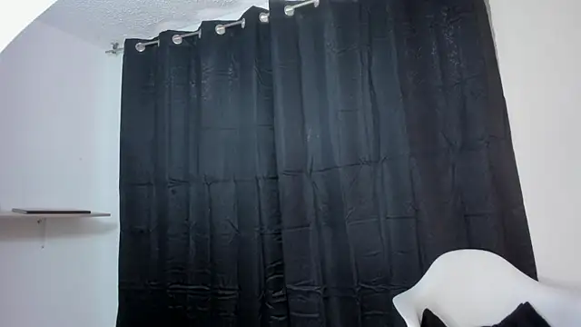 mirandaPriesly webcam