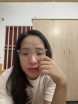 Babybooo01_ webcam
