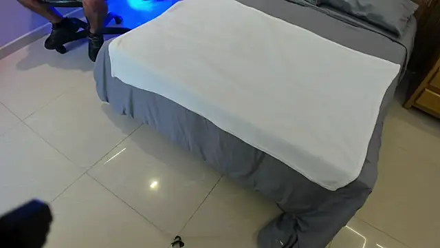 vadim_and_suphia webcam
