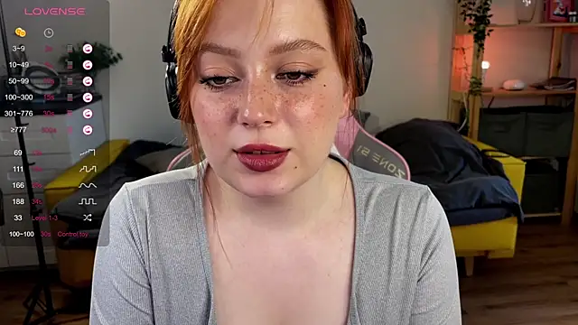 Sofy_Benson webcam