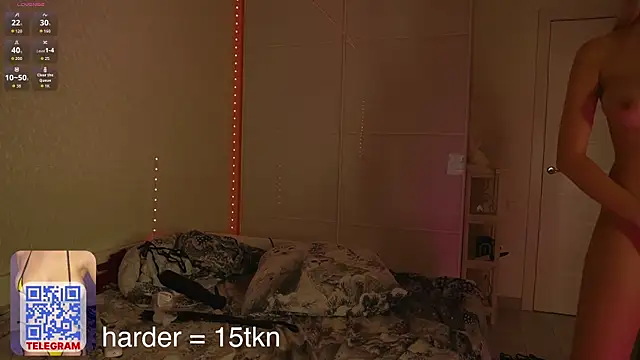cream_fucks webcam
