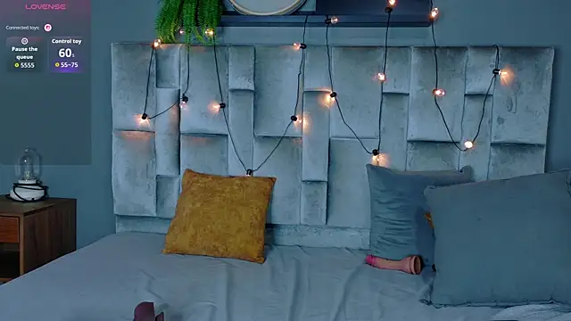 AnnieRouse__ webcam