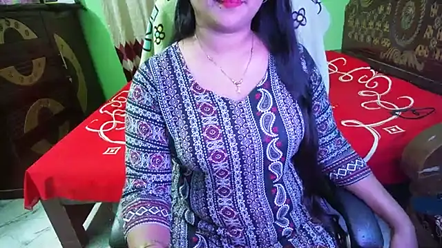 BengaliQueenStar webcam