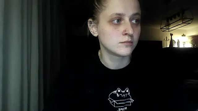 LeaWetGirl webcam