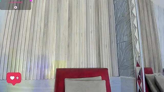BriannaChelsea webcam