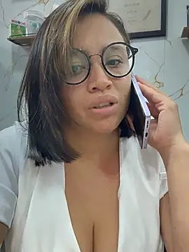 Melany-1 webcam