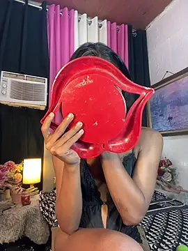 Tarah_victoria_collins live cam on StripChat