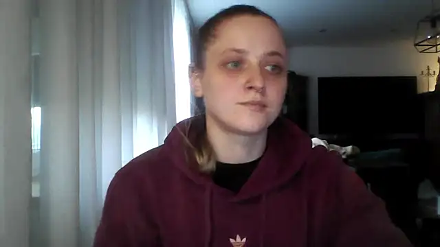 LeaWetGirl webcam
