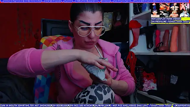 cuminmenowbbyx webcam