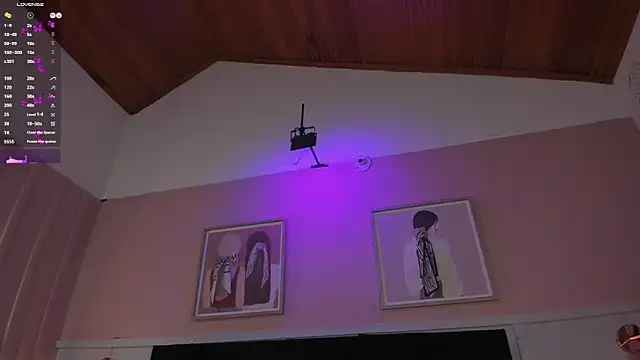 elodie_walker webcam