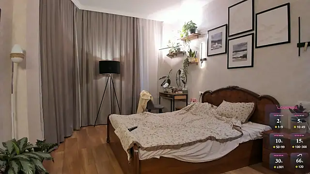 NicoleLuv webcam