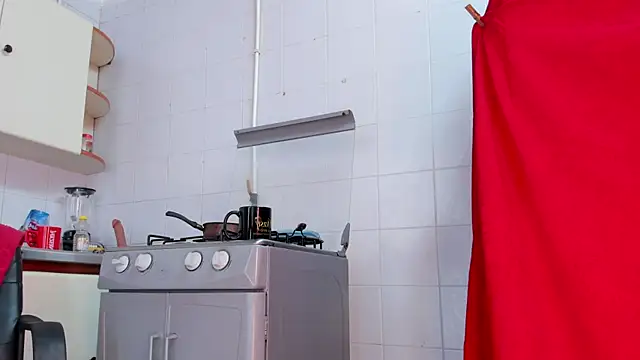 BustyGlow webcam