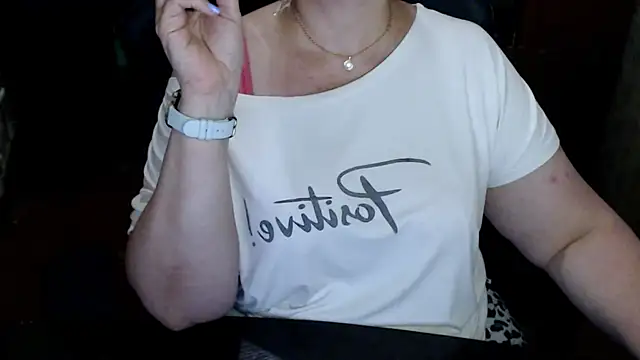 AlisaHot55 webcam