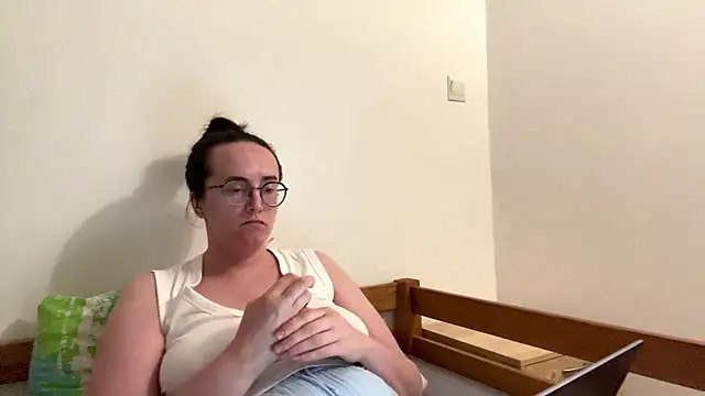 SofiaTease live cam on StripChat