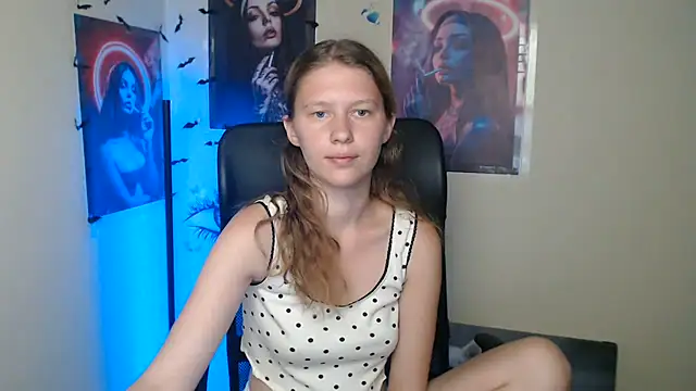 StellaCRL live cam on StripChat