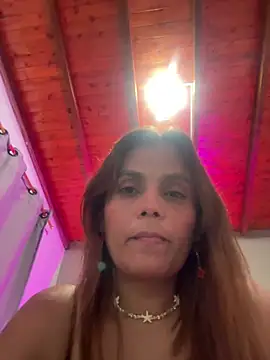 Alara_foxx webcam
