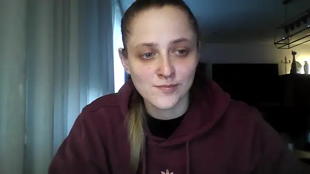 LeaWetGirl webcam
