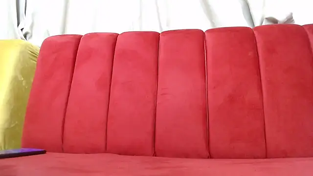 YummyMilkylanexxx webcam