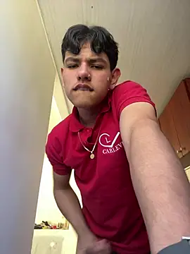 juanma759 live cam on StripChat