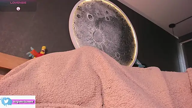 Sarajames live webcam