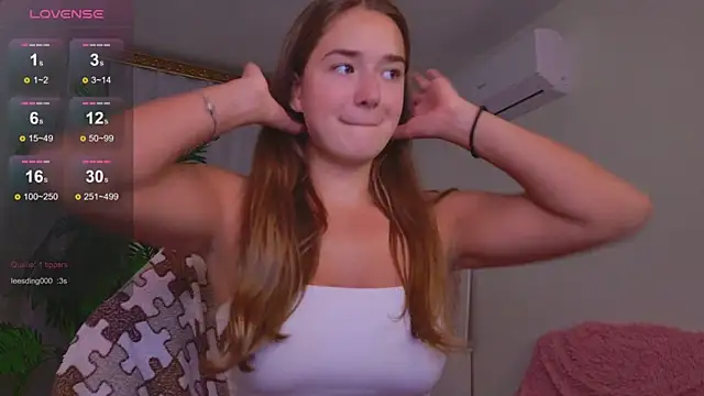 LovelyJessie webcam