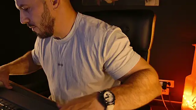 AngeloEric webcam
