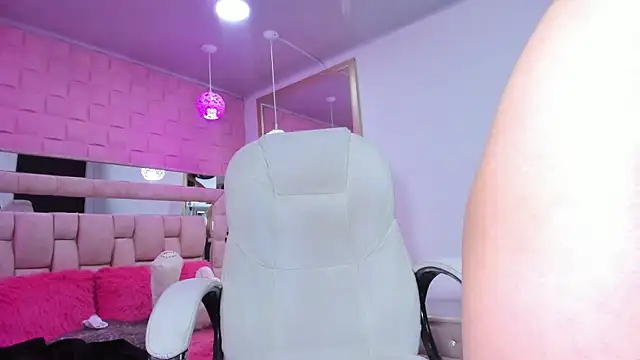 _laaura_ webcam