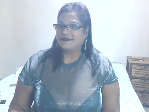 sexylax17 webcam