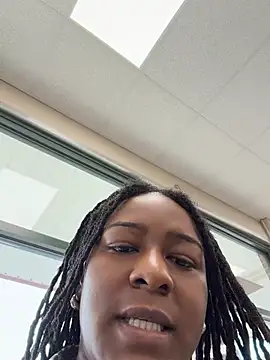 GirthGoddessCoco webcam