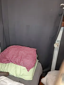 Steffi_Snowbunny webcam