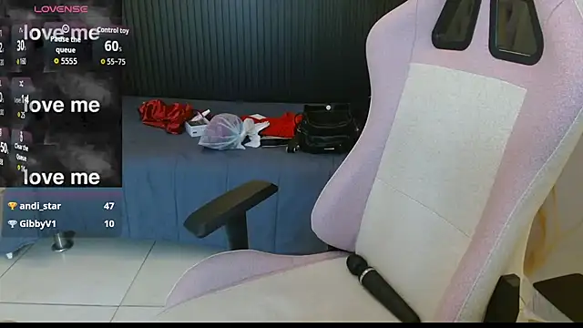 naomis_36 webcam