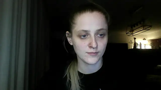 LeaWetGirl webcam