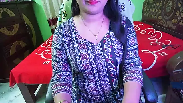 BengaliQueenStar webcam
