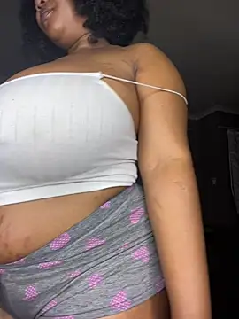 MayaPassion live cam on StripChat
