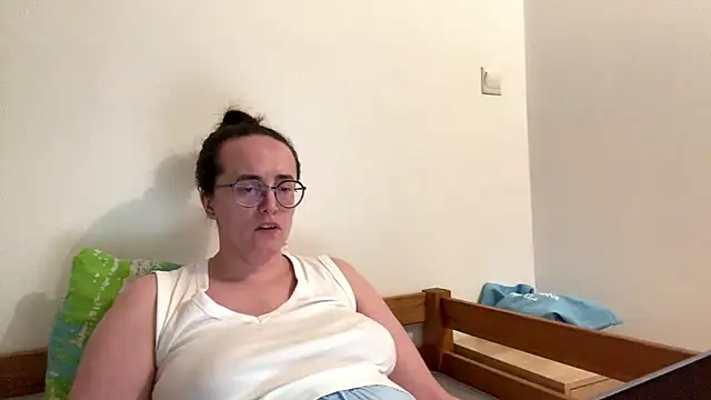 SofiaTease live cam on StripChat