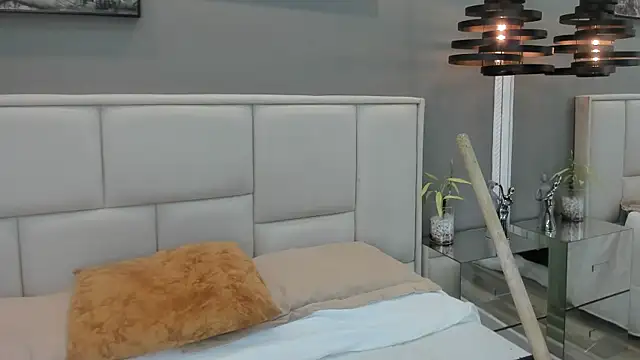 Charlie___Musk live webcam show