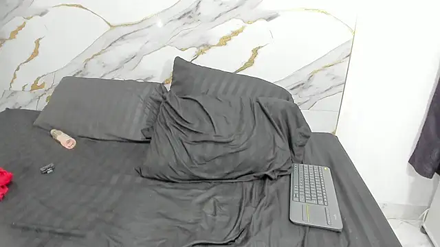 esmeralda_jenn11 webcam
