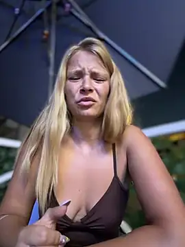 anastasiaaniess (F young) - Happy meee/Wet meee :flirt: