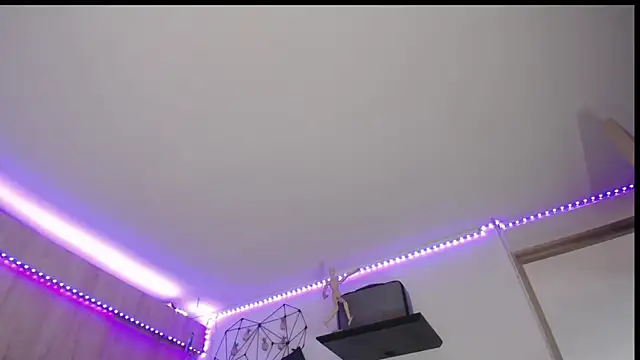 Santiago_kiler live webcam show