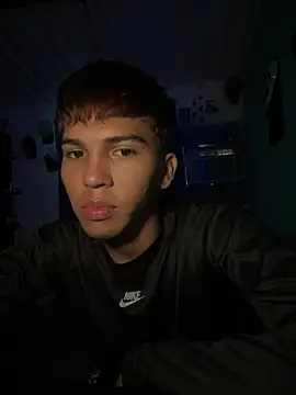 sexyboyandrs webcam