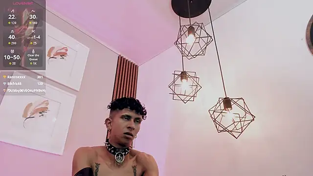 Maximoking26 webcam