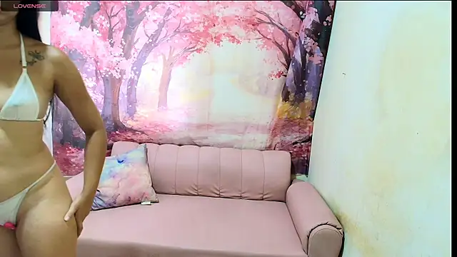Emma_latinasexy18 webcam