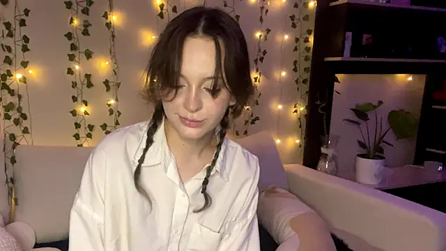 yanashowsy webcam