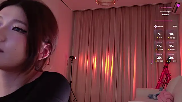 aya_aa webcam